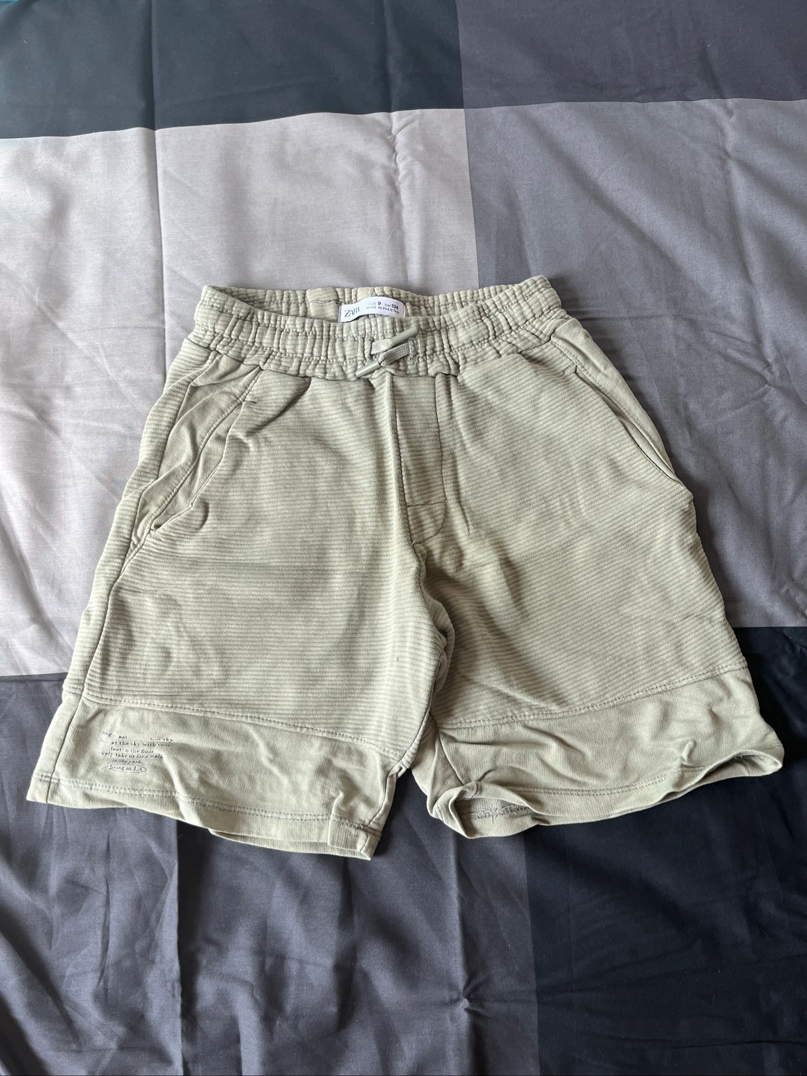 Pantalones Cortos - Talla 9 años -